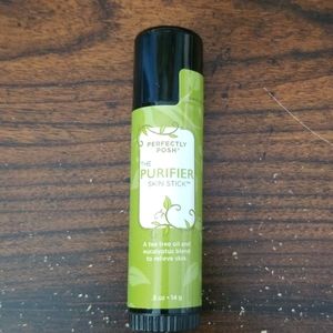 The purifier skin stick